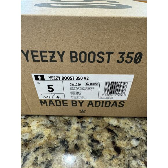 Adidas Yeezy Boost 350 v2 Beluga Reflective Men’s Size 5 *SHIPS FAST* main image 10